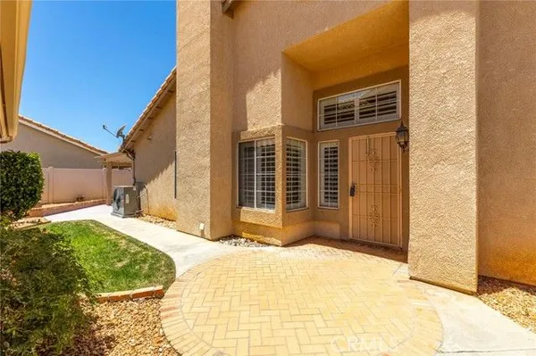 Property Slideshow image 3 of 41 | 1291 laguna seca ct, Banning, CA, 92220