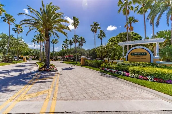 Property Slideshow image 2 of 49 | 5020 fairways cir j107, Vero Beach, FL, 32967