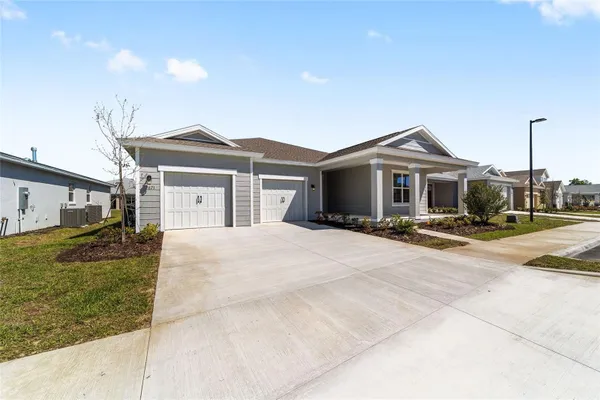 Property Slideshow image 2 of 43 | 5671 sw 71st ave, Ocala, FL, 34476