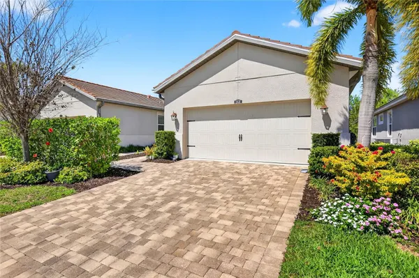 Property Slideshow image 2 of 49 | 12030 tapestry ln, Venice, FL, 34293