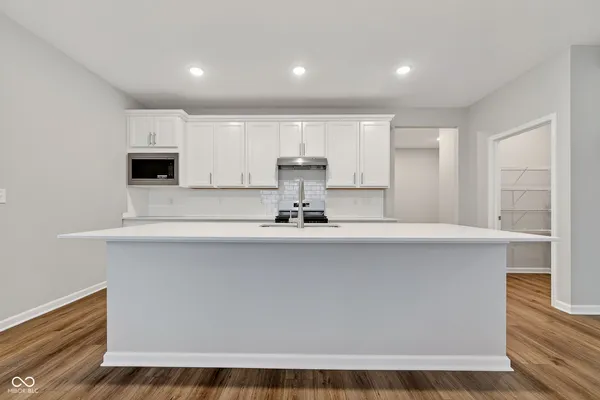 Property Slideshow image 2 of 35 | 746 daisy st, Greenwood, IN, 46143