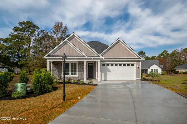 Property Slideshow image 2 of 49 | 284 ravennaside dr, Calabash, NC, 28467