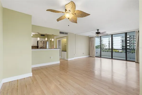 Property Slideshow image 2 of 22 | 30 turner st apt 408, Clearwater, FL, 33756
