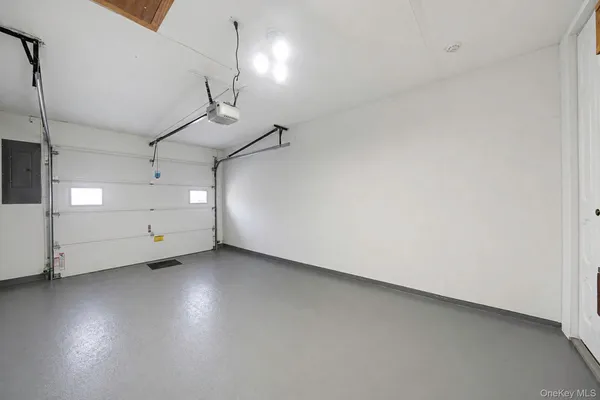 Property Slideshow image 3 of 22 | 323 a woodbridge dr, Brookhaven, NY, 11961