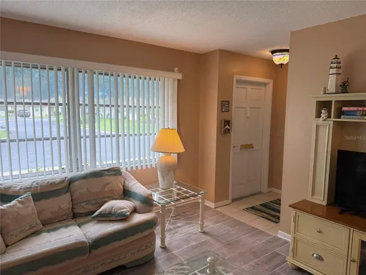 Property Slideshow image 2 of 42 | 8215 burgundy dr n # 8215, Pinellas Park, FL, 33781