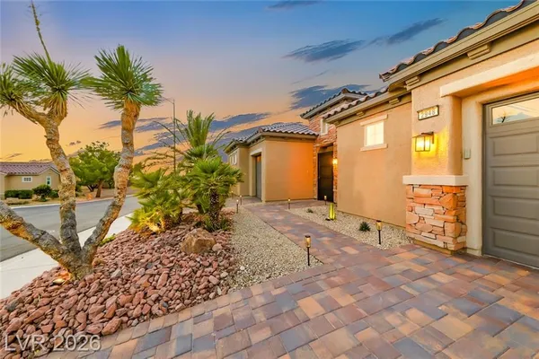 Property Slideshow image 3 of 80 | 2948 foxtail creek ave, Henderson, NV, 89052