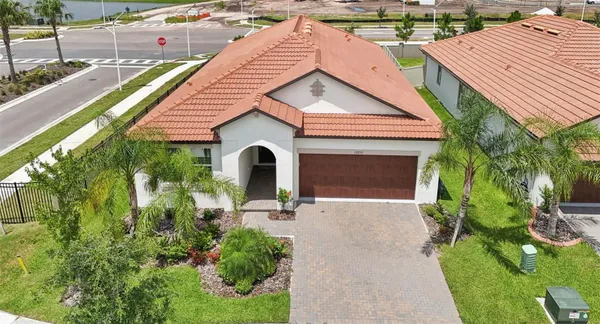 Property Slideshow image 2 of 72 | 17253 star banks st, Wimauma, FL, 33598