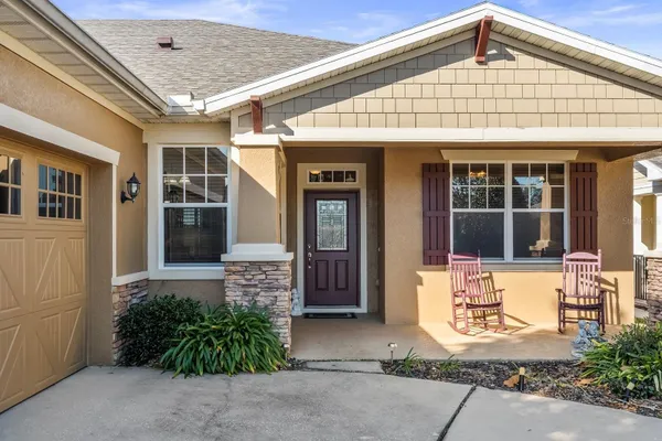 Property Slideshow image 2 of 27 | 22019 belgian ct, Mount Dora, FL, 32757