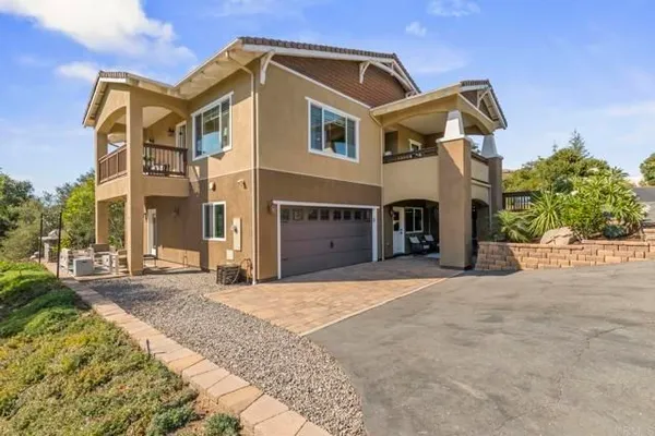 Property Slideshow image 2 of 65 | 27636 mountain meadow rd, Escondido, CA, 92026