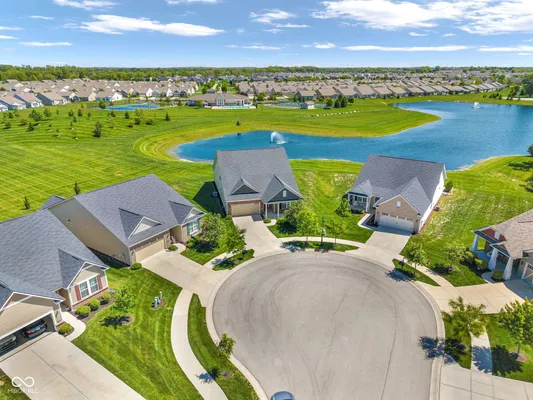 Property Slideshow image 3 of 49 | 4768 petunia dr, Plainfield, IN, 46168