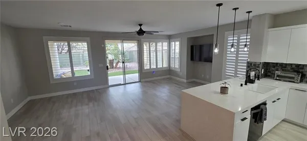 Property Slideshow image 3 of 74 | 10232 roma madre ave, Las Vegas, NV, 89135