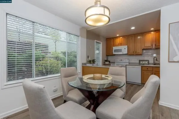 Property Slideshow image 3 of 24 | 3152 ptarmigan dr 2, Walnut Creek, CA, 94595
