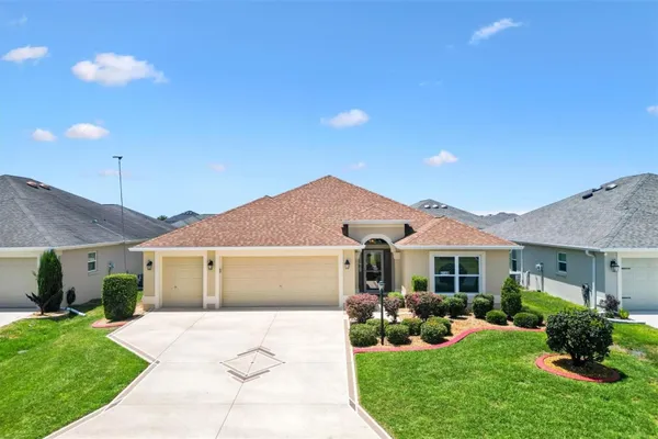 Property Slideshow image 2 of 38 | 4348 tuscaloosa path, The Villages, FL, 32163
