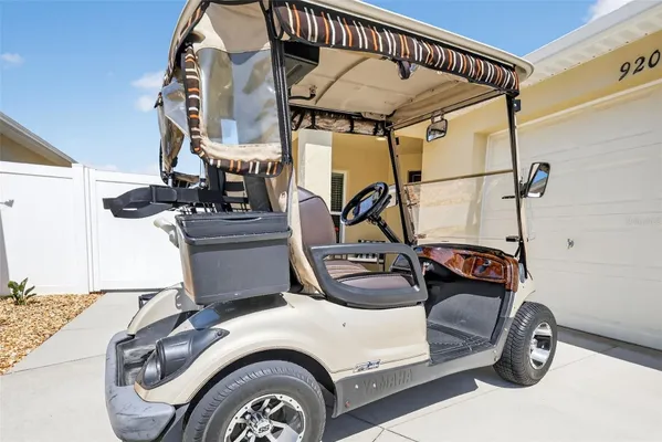 Property Slideshow image 2 of 41 | 9203 se 167th ford st, The Villages, FL, 32162