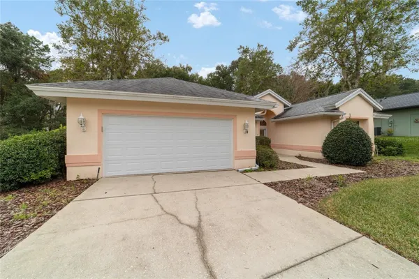 Property Slideshow image 3 of 80 | 11481 sw 82nd court rd, Ocala, FL, 34481