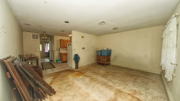 Property Slideshow image 3 of 10 | 7415 clarendon ct 69, Fox Lake, IL, 60020