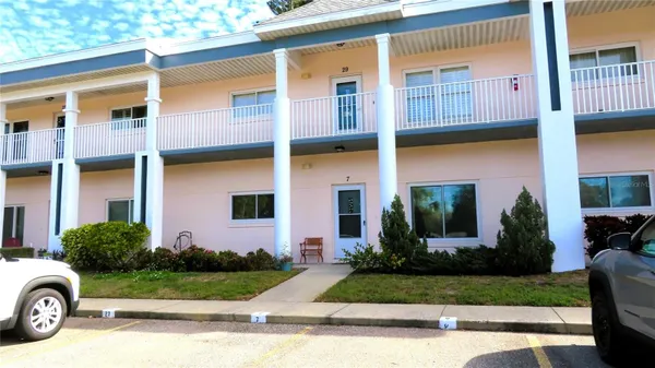 Property Slideshow image 2 of 51 | 2291 americus blvd 7, Clearwater, FL, 33763