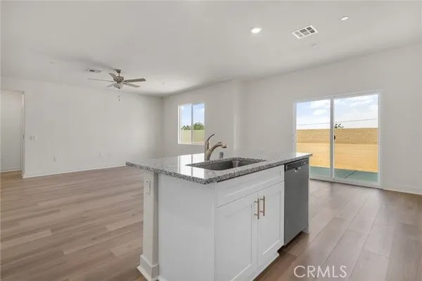 Property Slideshow image 3 of 6 | 14755 indigo rd, Apple Valley, CA, 92307