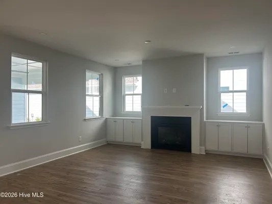 Property Slideshow image 2 of 43 | 388 longhill dr, Wilmington, NC, 28412