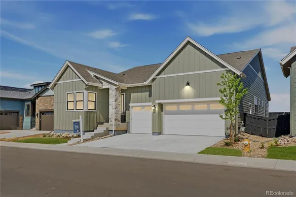 Property Slideshow image 2 of 42 | 11184 amber light trl, Littleton, CO, 80125