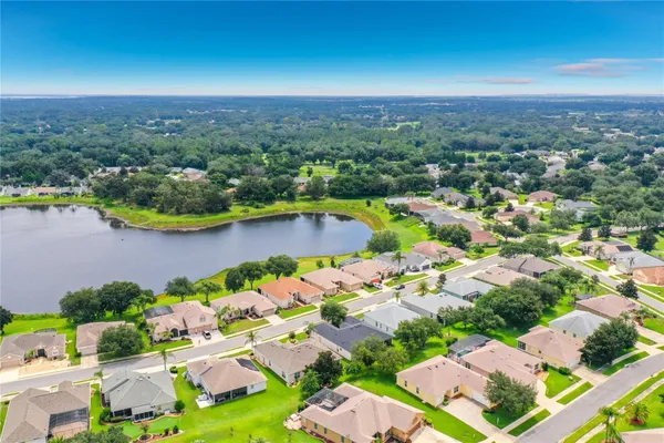 Property Slideshow image 3 of 71 | 25524 laurel valley rd, Leesburg, FL, 34748