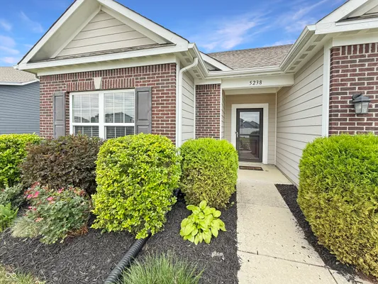 Property Slideshow image 3 of 39 | 5238 hearst ln, Indianapolis, IN, 46239
