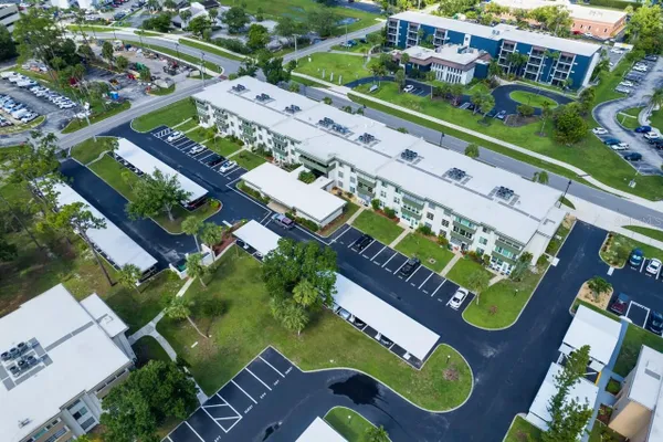 Property Slideshow image 2 of 34 | 2300 aaron st apt 106, Port Charlotte, FL, 33952