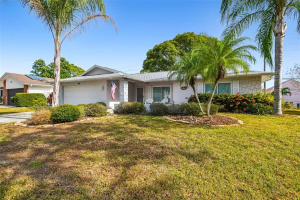 Property Slideshow image 2 of 85 | 2113 malcolm dr, Palm Harbor, FL, 34684
