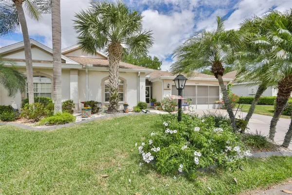 Property Slideshow image 2 of 41 | 2305 olive branch dr, Sun City Center, FL, 33573