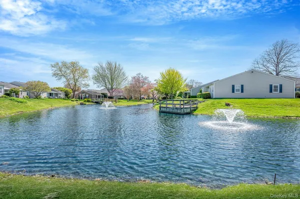 Property Slideshow image 2 of 16 | 47 harbor n, Babylon, NY, 11701