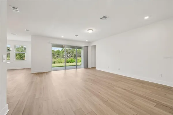 Property Slideshow image 3 of 40 | 441 brookhaven trl, Ormond Beach, FL, 32174