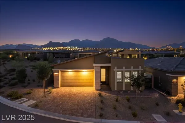 Property Slideshow image 2 of 44 | 12438 heritage bend dr, Las Vegas, NV, 89138