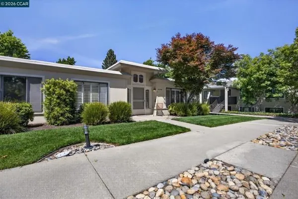 Property Slideshow image 3 of 68 | 1124 oakmont dr 4, Walnut Creek, CA, 94595