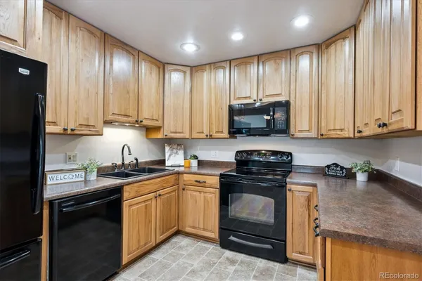 Property Slideshow image 2 of 37 | 13606 e bates ave apt 410, Aurora, CO, 80014