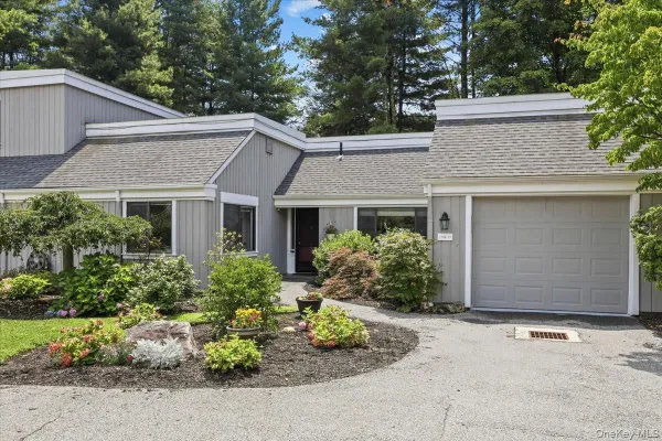 Property Slideshow image 2 of 39 | 159 heritage hls b, Somers, NY, 10589