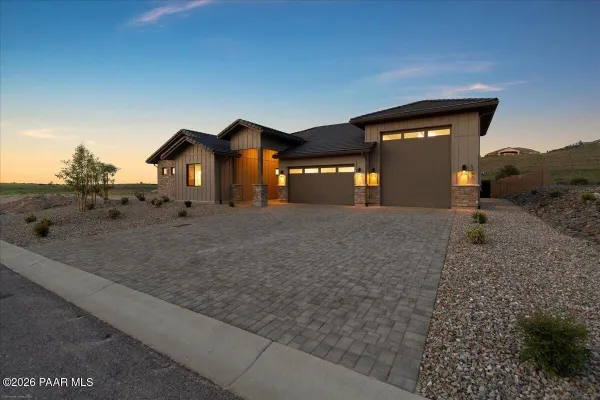 Property Slideshow image 2 of 57 | 5243 high cliff way, Prescott, AZ, 86301