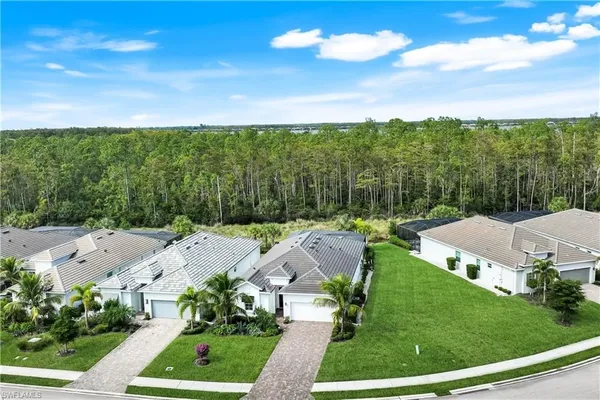 Property Slideshow image 3 of 40 | 14457 blue bay cir, Fort Myers, FL, 33913