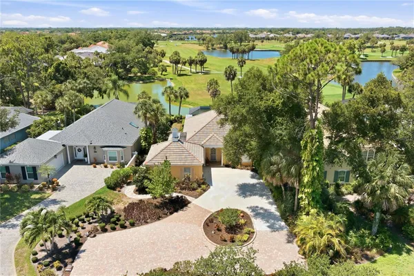 Property Slideshow image 2 of 44 | 51 golf view dr, Englewood, FL, 34223