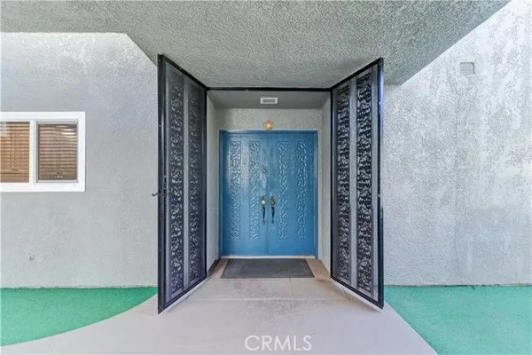 Property Slideshow image 3 of 31 | 2393 via mariposa 1d, Laguna Woods, CA, 92637