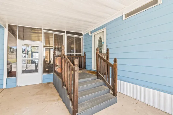 Property Slideshow image 2 of 34 | 1576 longbow dr, Lakeland, FL, 33810