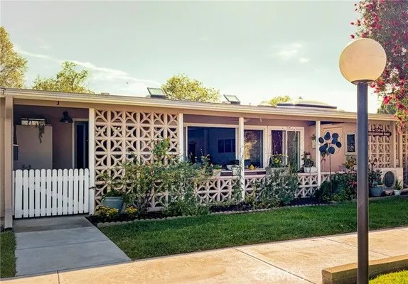 Property Slideshow image 2 of 26 | 1340 kenwood rd m7-156j, Seal Beach, CA, 90740