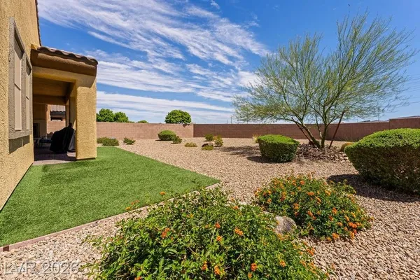 Property Slideshow image 3 of 58 | 768 rosewater dr, Henderson, NV, 89011
