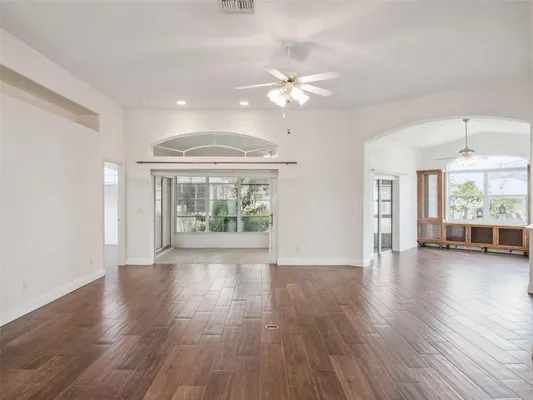 Property Slideshow image 2 of 63 | 4700 st andrews arc, Leesburg, FL, 34748