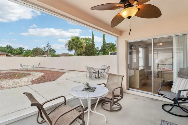 Property Slideshow image 3 of 45 | 914 mendoza blvd, The Villages, FL, 32159