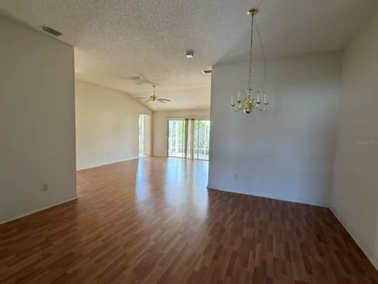 Property Slideshow image 2 of 14 | 3001 saint thomas ln, The Villages, FL, 32162