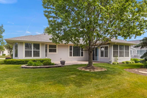 Property Slideshow image 3 of 27 | 12981 bull ridge dr, Huntley, IL, 60142