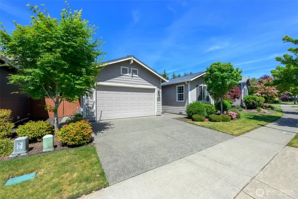 Property Slideshow image 2 of 32 | 4901 orcas st, Lacey, WA, 98516
