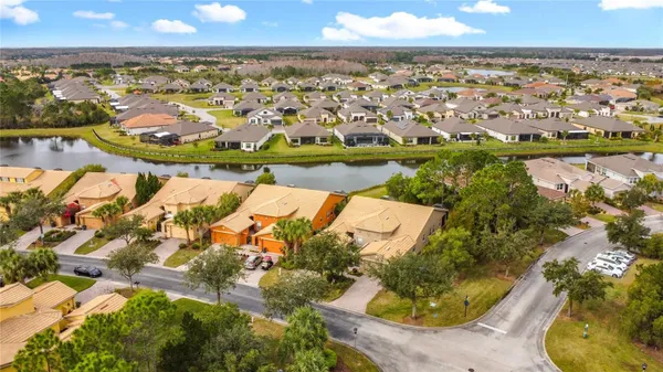 Property Slideshow image 2 of 77 | 2711 palm tree dr, Kissimmee, FL, 34759