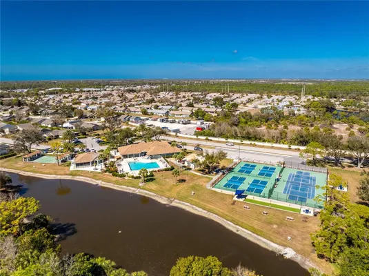 Property Slideshow image 3 of 66 | 257 park forest blvd, Englewood, FL, 34223