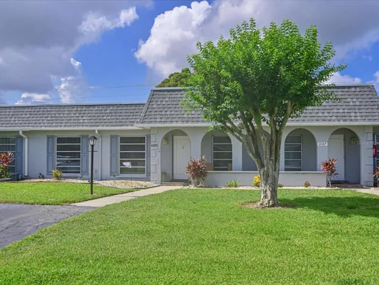 Property Slideshow image 3 of 45 | 4105 35th ave 4105, Bradenton, FL, 34205